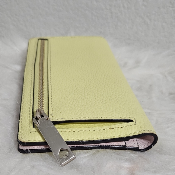 Kate Spade Large Slim Bifold Wallet EUC - Picture 6 of 9
